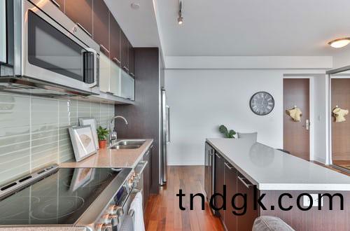 Counterfeit Enterprises and Governments Counterfeit Enterprises and Governments